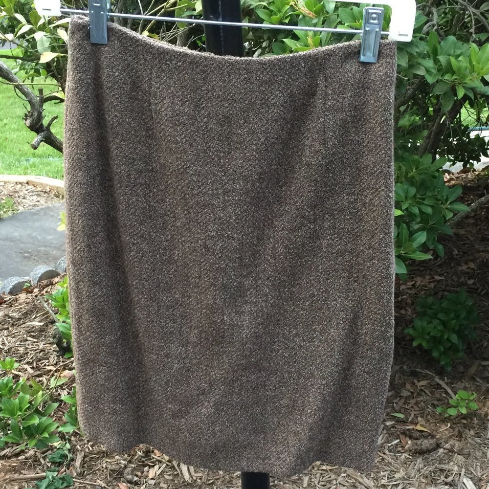 Episode Brown Tweeted Texture Midi Skirt